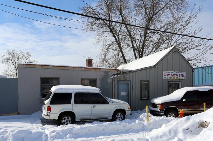 Primary Photo Of 150 Princess St, Hamilton Office For Sale