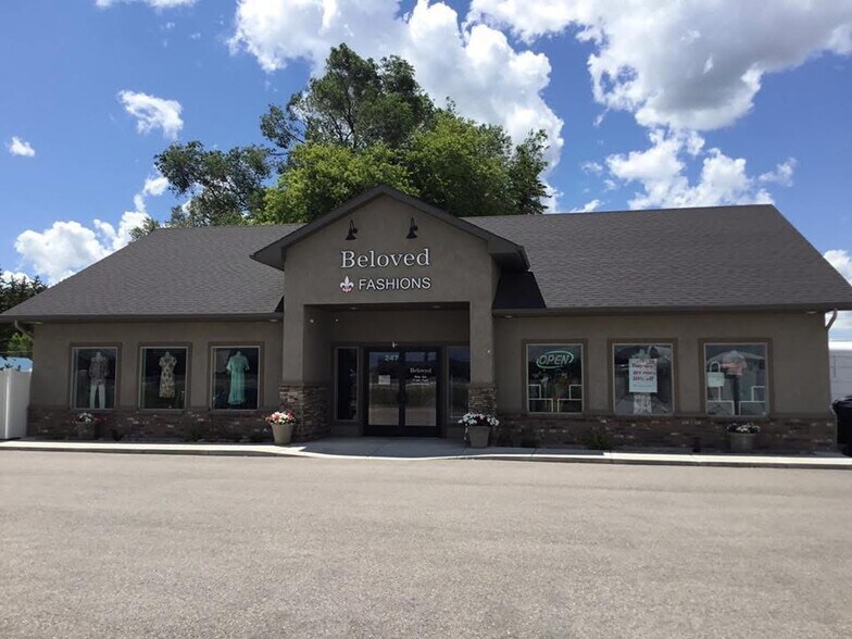 Primary Photo Of 247 Farnsworth Way, Rigby Freestanding For Lease