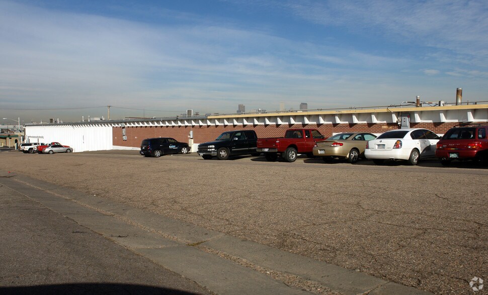 More Photos Of 2590 W 2nd Ave, Denver Flex For Lease