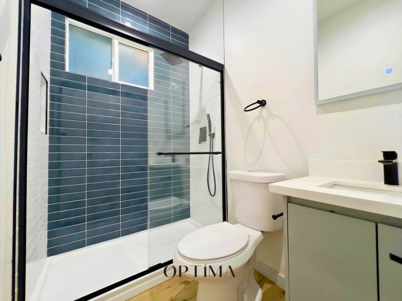 More Photos Of 1152 E 1st St, Long Beach Apartments For Sale