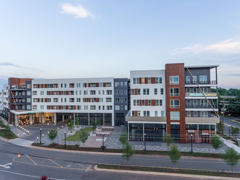 More Photos Of 1520 Mockingbird Ln, Charlotte Apartments For Lease