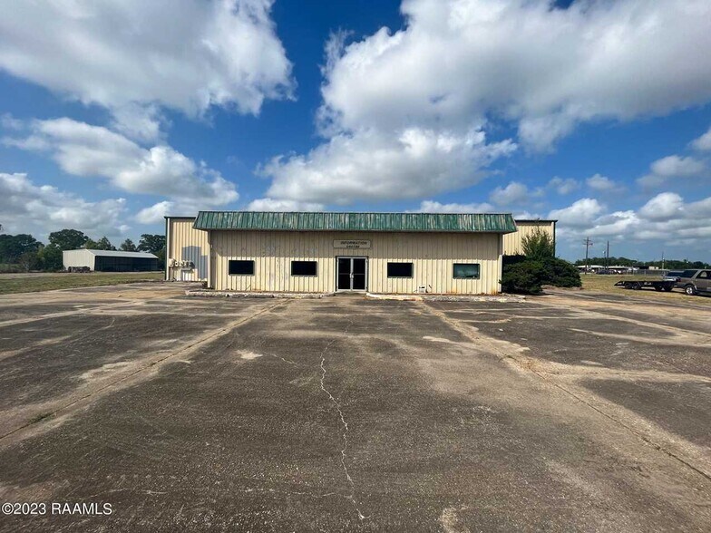 More Photos Of 1112 W 90 Hwy, New Iberia Industrial For Sale