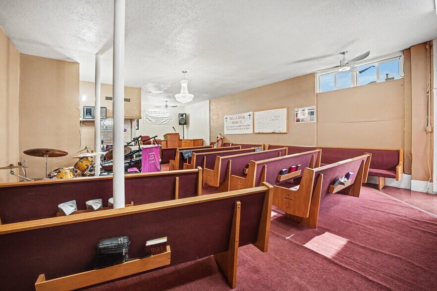 More Photos Of 2900 N Josephine St, Denver Specialty For Sale