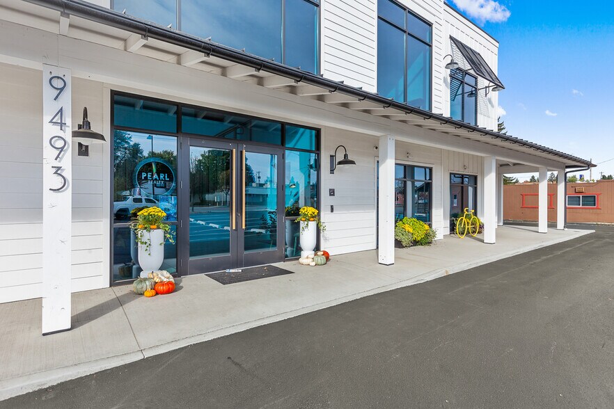 More Photos Of 9493 N Government Way, Hayden Office For Sale