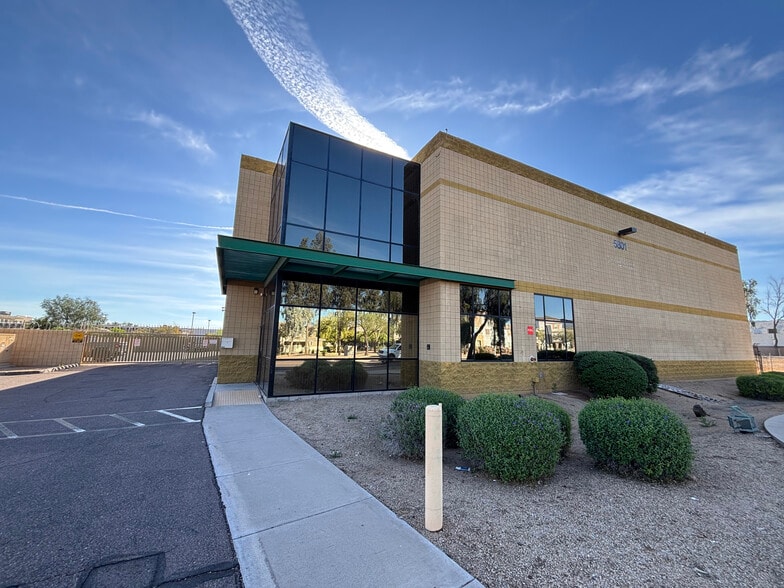 More Photos Of 5801 S 24th St, Phoenix Warehouse For Lease