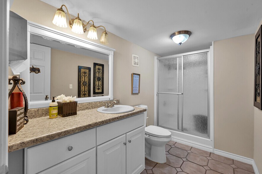 More Photos Of 22830 Fritz Ln, Spring Office For Sale