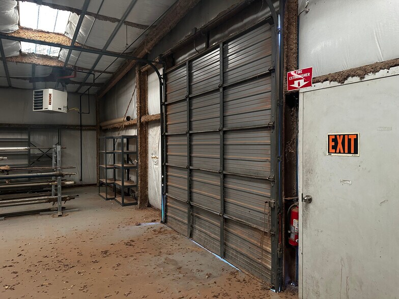 More Photos Of 601 Rex, Forsan Industrial For Sale