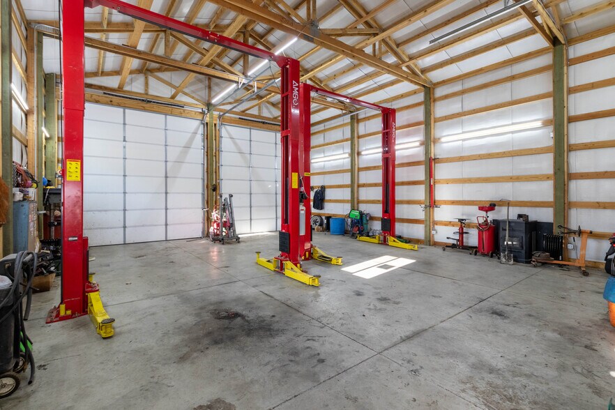 More Photos Of 438 Highway 55, Horseshoe Bend Auto Repair For Sale