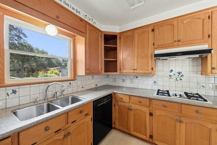 More Photos Of 6401 Menchaca Rd, Austin Flex For Sale