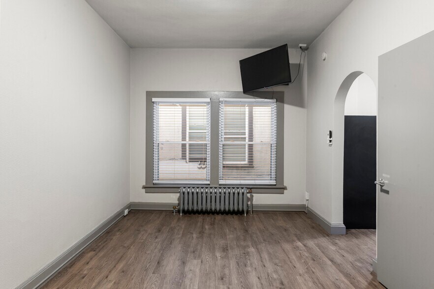 More Photos Of , Denver General Retail For Sale