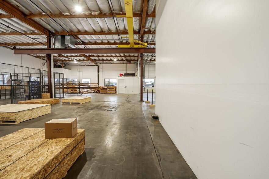 More Photos Of 255 Apollo Way, Hollister Warehouse For Lease