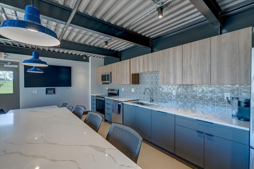 More Photos Of 644 Liberty Dr #A, Verona Warehouse For Sale