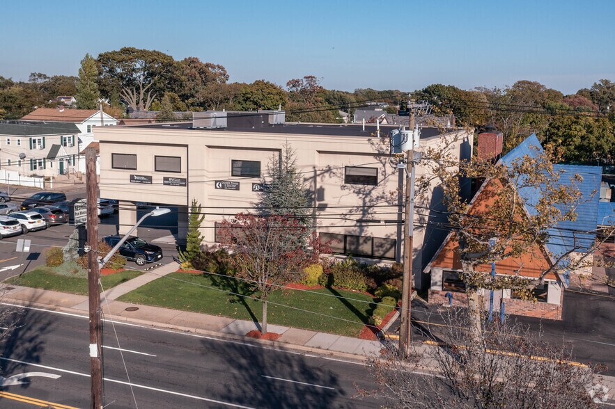 More Photos Of 2965 Long Beach Rd, Oceanside Medical For Lease