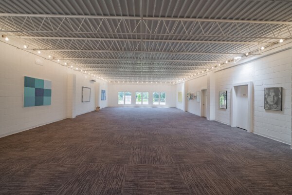 More Photos Of 410 Dinah Shore Blvd, Winchester Office Residential For Sale