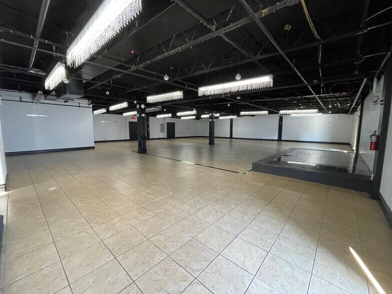 More Photos Of 23233 Aldine Westfield Rd, Spring Freestanding For Lease
