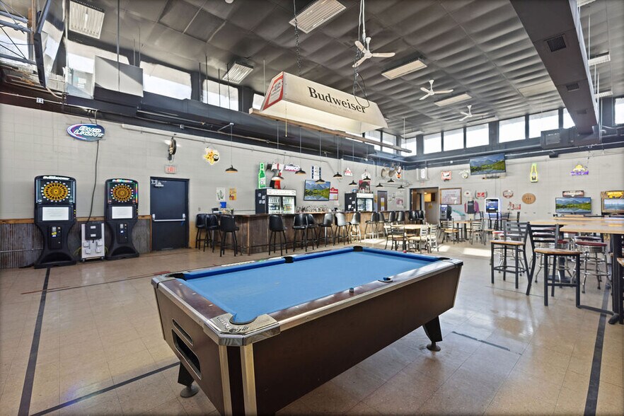 More Photos Of 307 N Main St, Loraine Lodge Meeting Hall For Sale