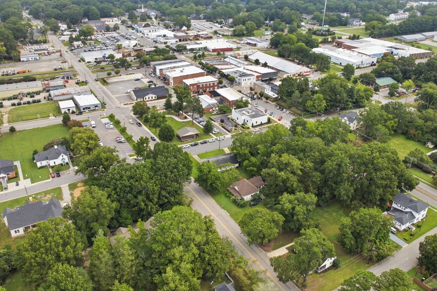 More Photos Of 17-19 W Second St, Wendell Specialty For Sale