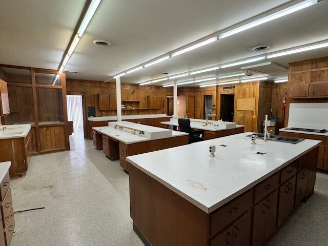 More Photos Of 626 S B St, Richmond Medical For Sale