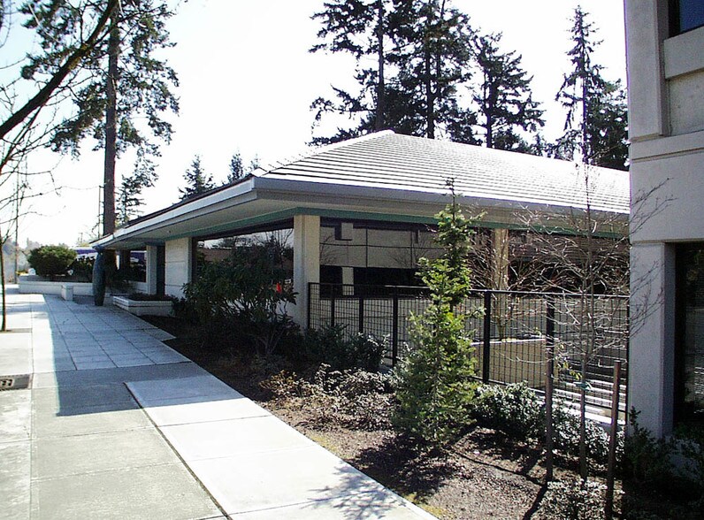 More Photos Of 10801 Main St, Bellevue Office For Lease