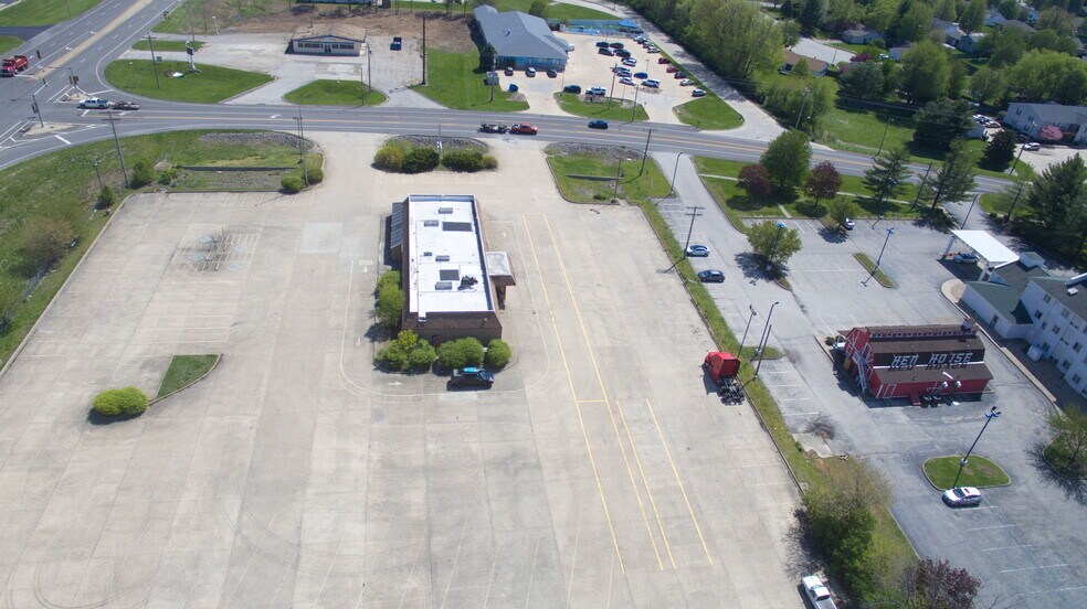 More Photos Of 6009 6th Street Frontage Rd E, Springfield Restaurant For Sale