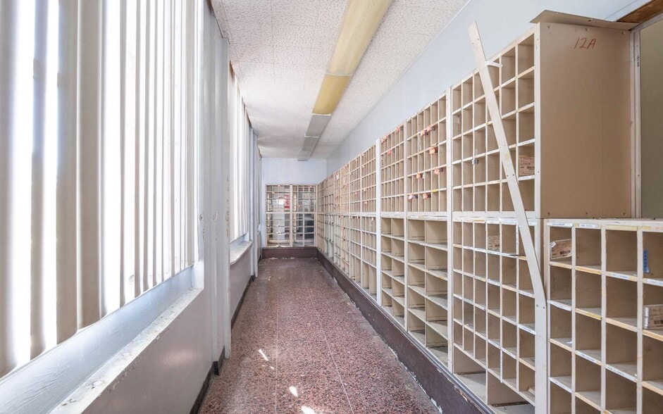 More Photos Of 400 S Ohio Ave, Live Oak Post Office For Sale