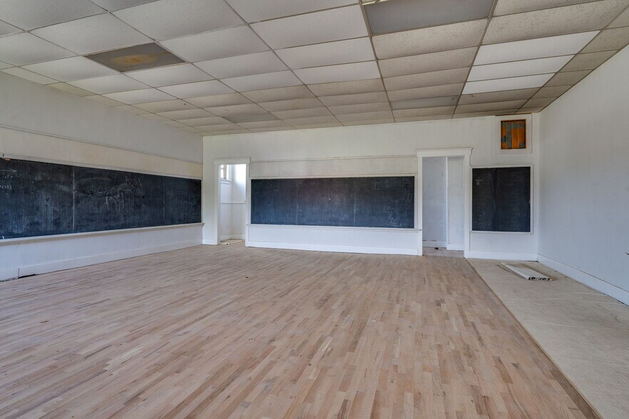 More Photos Of 408 N Conover St, Dayton Schools For Sale