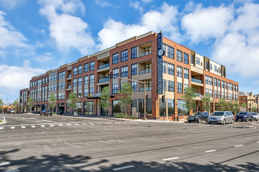Primary Photo Of 650 Elm Pl, Highland Park Apartments For Lease
