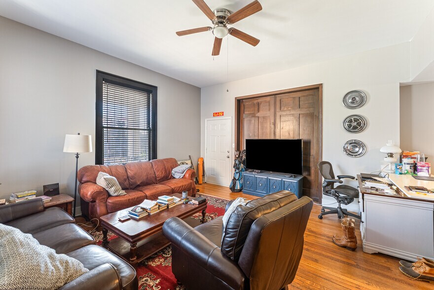 More Photos Of 1733 W Clinch Ave, Knoxville Apartments For Sale