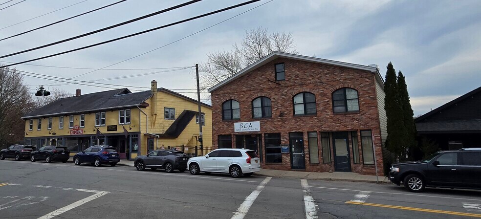 More Photos Of 1 Horseshoe Lake Rd, Kauneonga Lake Restaurant For Sale