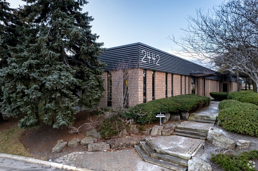 Primary Photo Of 2442 S Sheridan Way, Mississauga Manufacturing For Sale