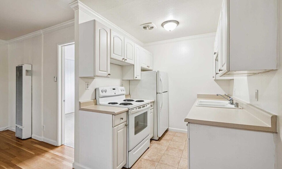 More Photos Of 411 E 17th St, Oakland Apartments For Sale