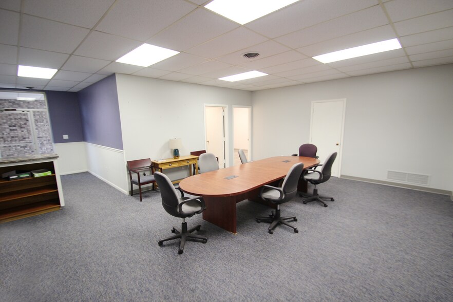 More Photos Of 924 Seville Rd, Wadsworth Warehouse For Sale