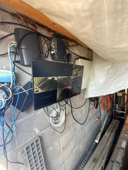 More Photos Of 7822 Troost Ave, Kansas City Carwash For Sale