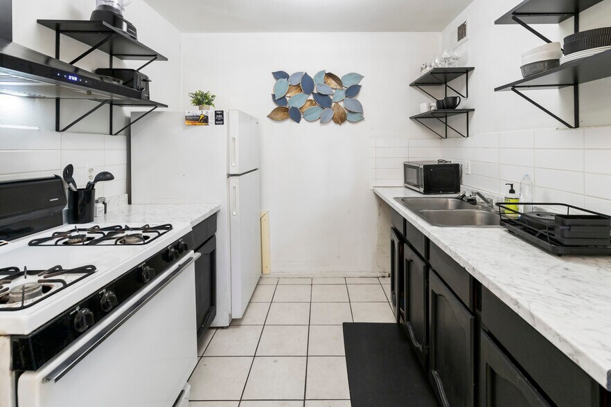 More Photos Of , Bryan Multifamily For Sale