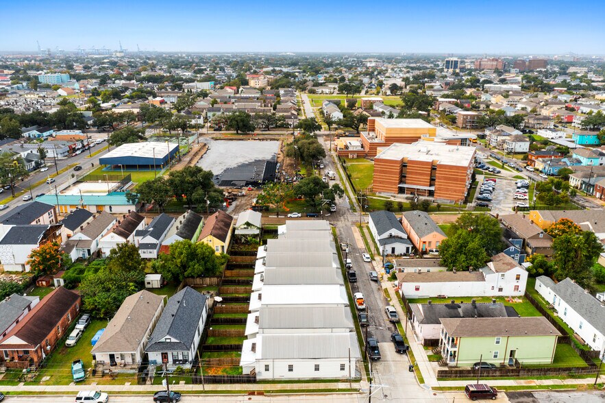 More Photos Of 2500 Freret St, New Orleans Apartments For Sale