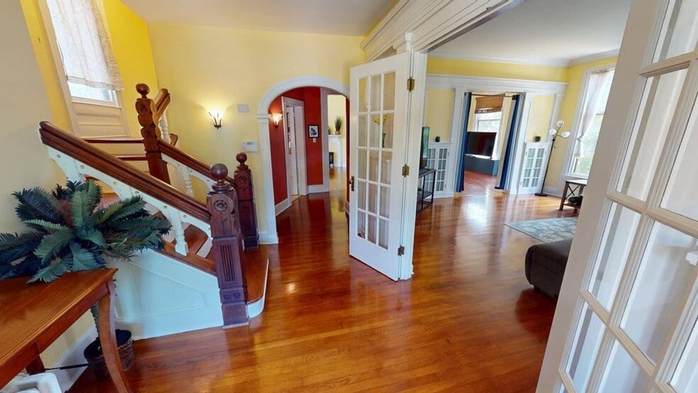 More Photos Of 58 Market St, Onancock Office Residential For Sale