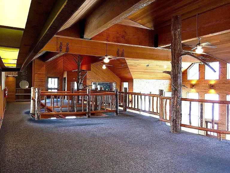 More Photos Of 1015 Seeman St, Darrington Storefront Retail Office For Lease