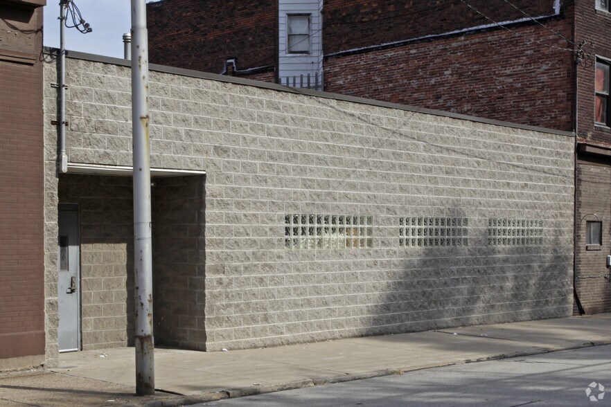 More Photos Of 1009 5th Ave, Mckeesport Warehouse For Sale