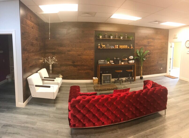 More Photos Of 12401 Brantley Commons Ct, Fort Myers Medical For Lease