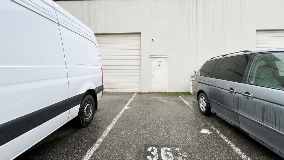 More Photos Of 13988 Cambie Rd, Richmond Flex For Sale