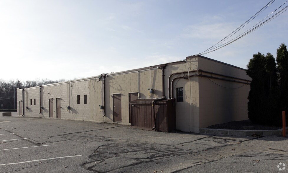 More Photos Of 151 Douglas Pike, Smithfield Storefront Retail Office For Lease