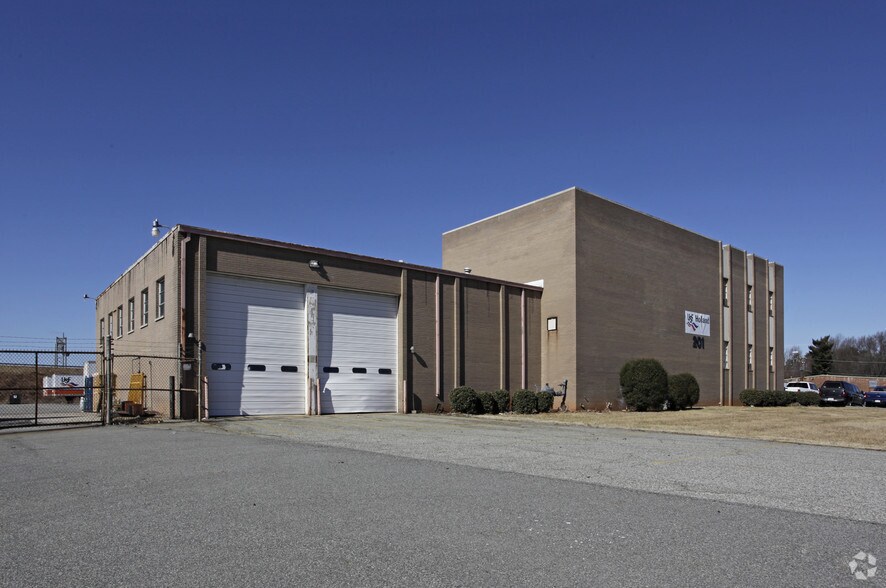 More Photos Of 201 Stage Coach Trl, Greensboro Truck Terminal For Lease