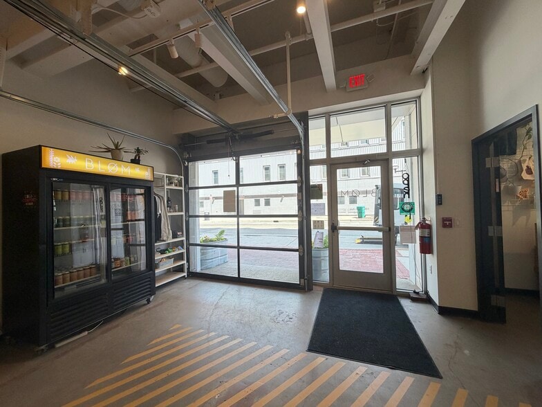 More Photos Of 100 S 4th Ave, Ann Arbor Apartments For Sale