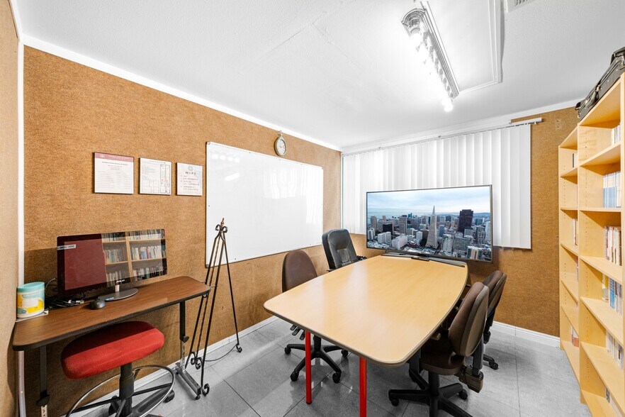 More Photos Of 4100 W Commonwealth Ave, Fullerton Office For Sale
