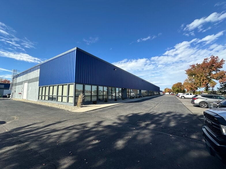 More Photos Of 3700 Parkway Ln, Hilliard Warehouse For Lease
