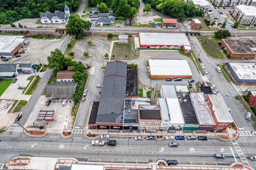 More Photos Of 117 N Jefferson Ave, Eatonton Storefront For Sale