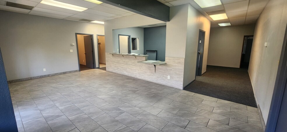 Primary Photo Of 1706 E Bullard Ave, Fresno Office For Lease