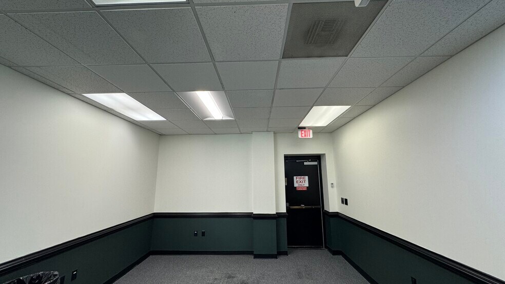 More Photos Of 790 Pershing Rd, Raleigh Office For Lease