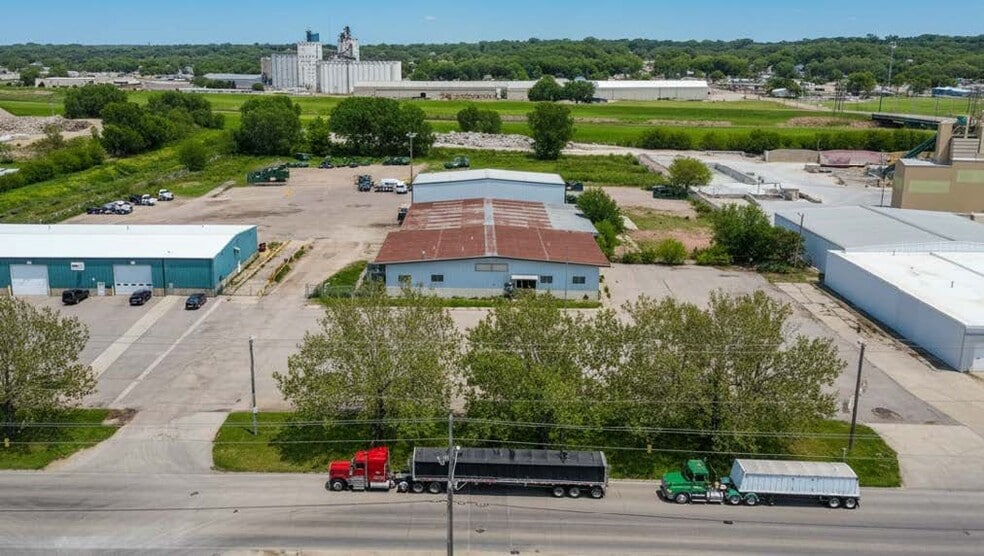 Primary Photo Of 1230 Steuben St, Sioux City Industrial For Sale