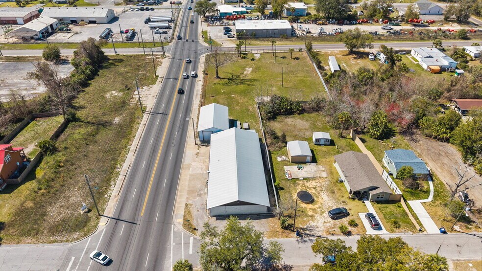 More Photos Of 2135 E 5th St, Panama City Auto Repair For Sale